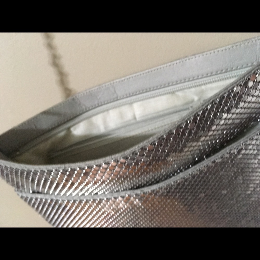 Handbag Medium Size - Picture 2 of 2